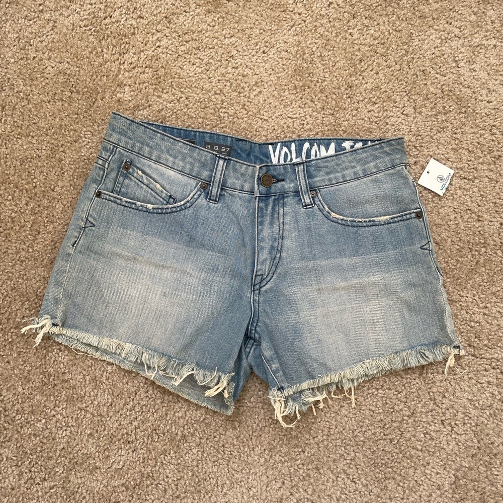 Volcom stoned short